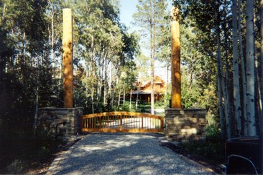 Residential_vertical_michaels fence 2